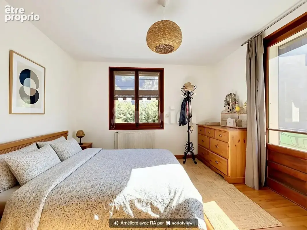 MAGLAND – Beau F3 avec annexes et stationnements - photo 7