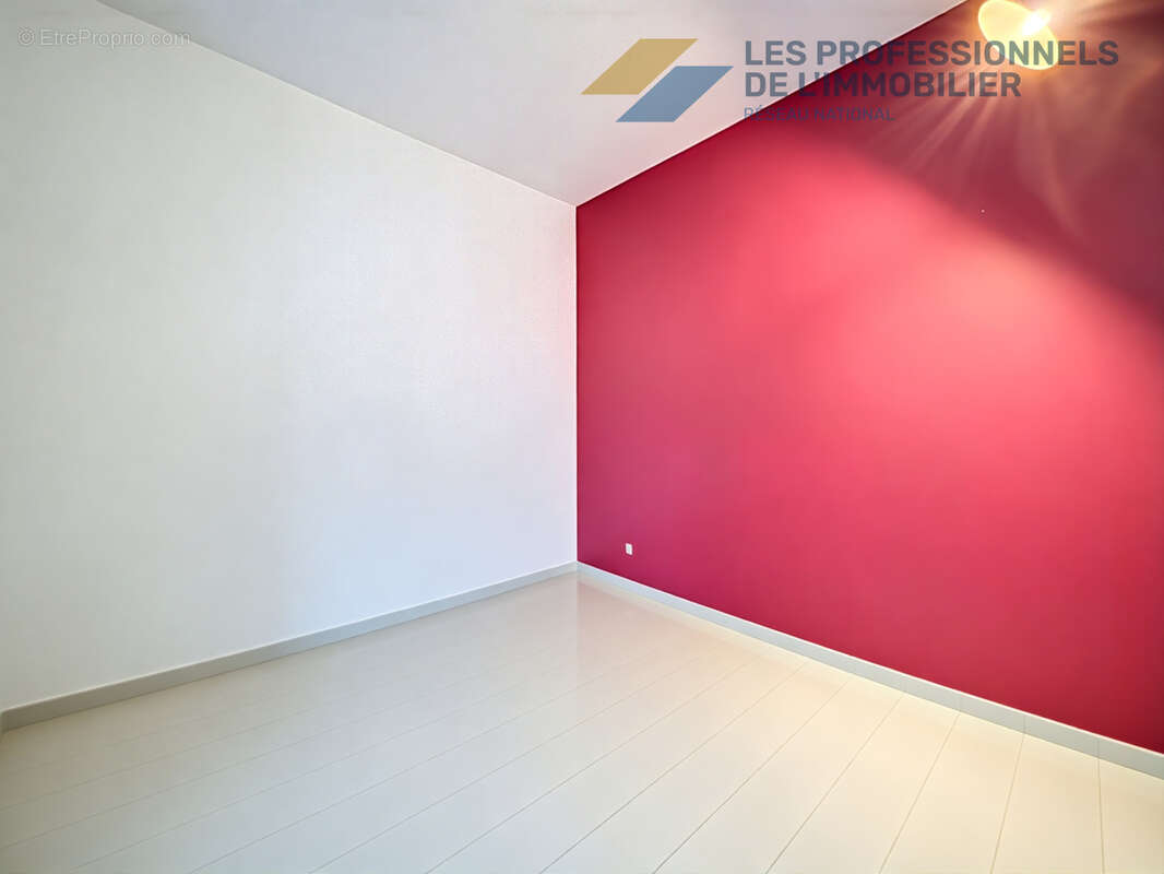 Appartement à CHALLES-LES-EAUX