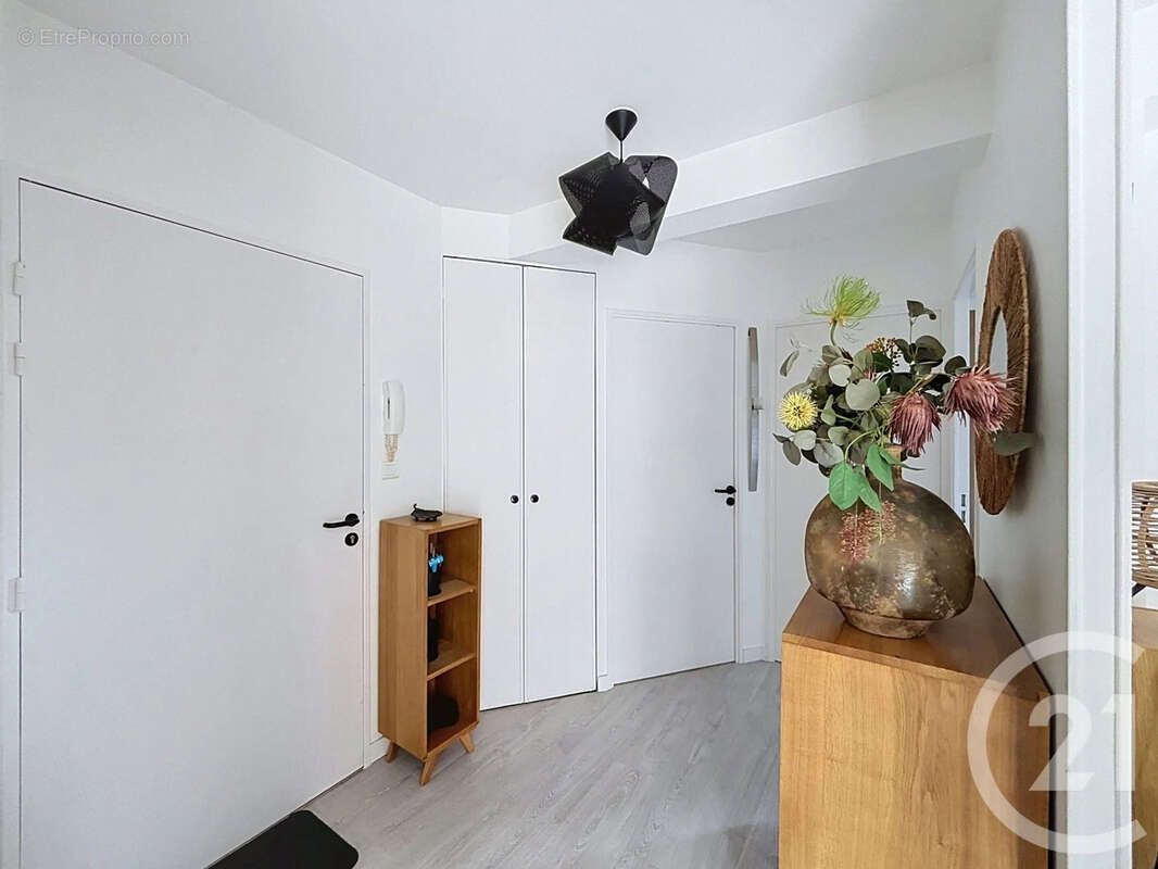 Appartement 53 m² à Lannion  - photo 4