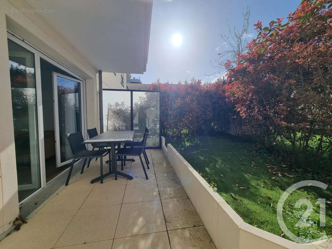 Appartement à SAINT-MAUR-DES-FOSSES