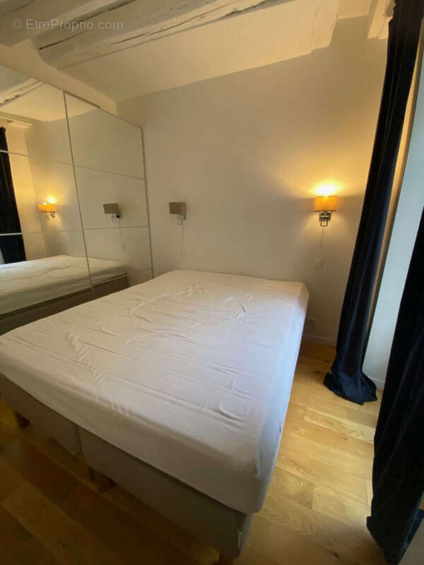 Appartement à PARIS-6E