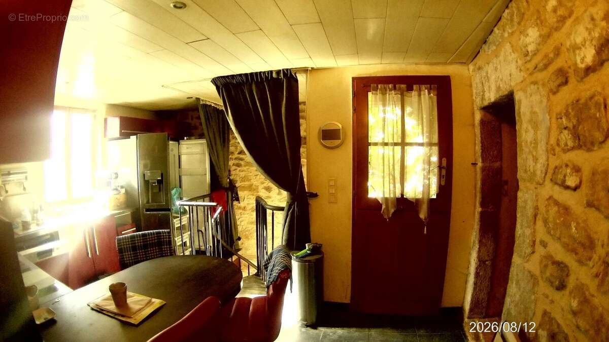 Les vignes – maison de caractère avec terrasse panoramique et terrains en bord de rivière - photo 7