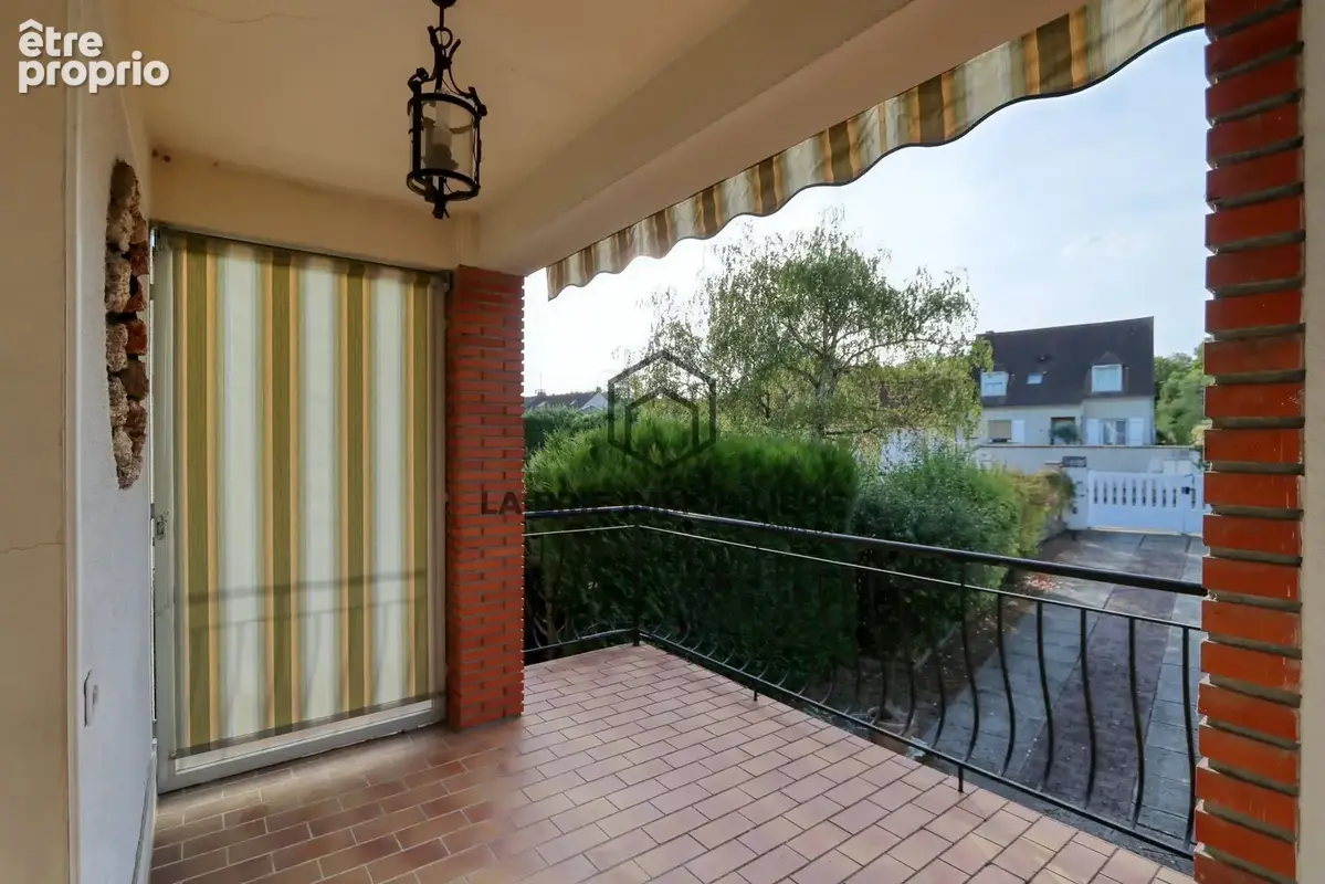 Maison 4 pièces 80 m² à vendre à Varennes-Jarcy (91480) - photo 2