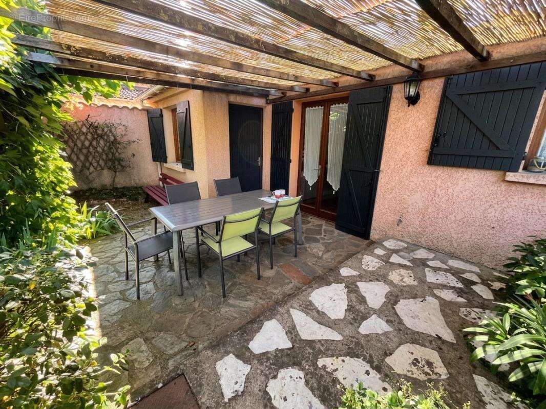 Maison avec jardin et piscine - photo 3