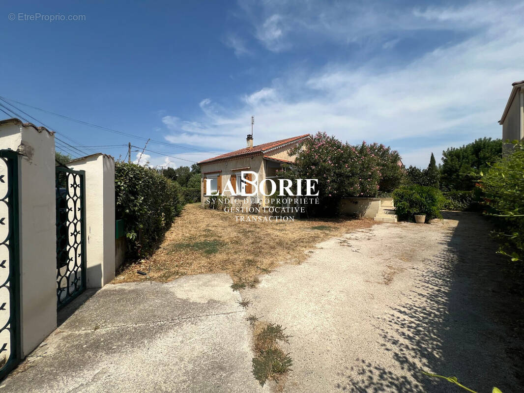 Maison à PIOLENC