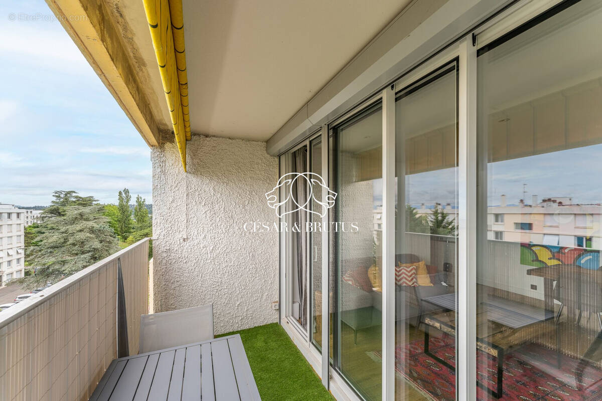 Appartement à CALUIRE-ET-CUIRE