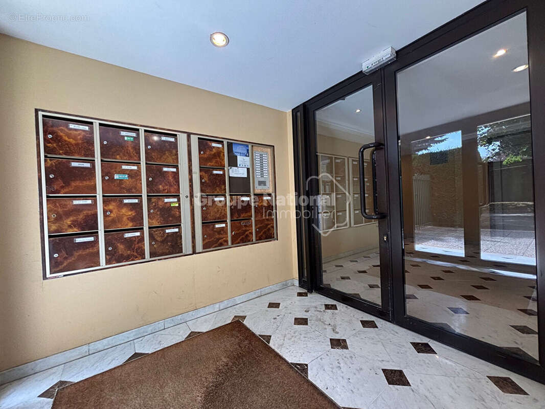 Appartement à VERSAILLES