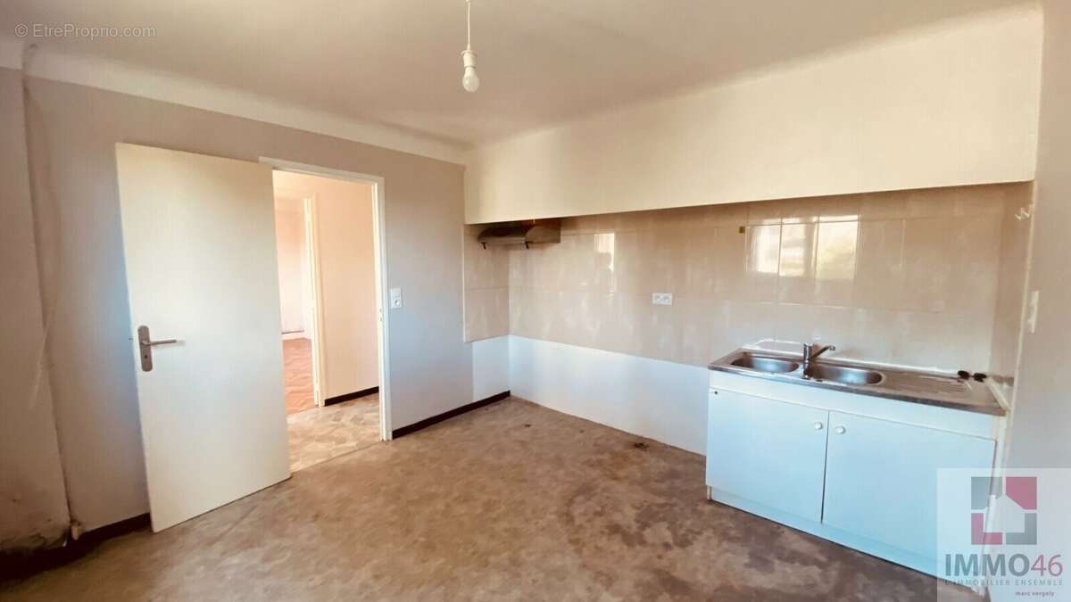 Maison 86 m² à Gramat  - photo 2