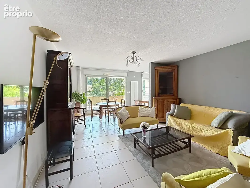 Appartement Villeneuve Les Avignon 4 pièce(s) 93 m2 avec terrasse - photo 3