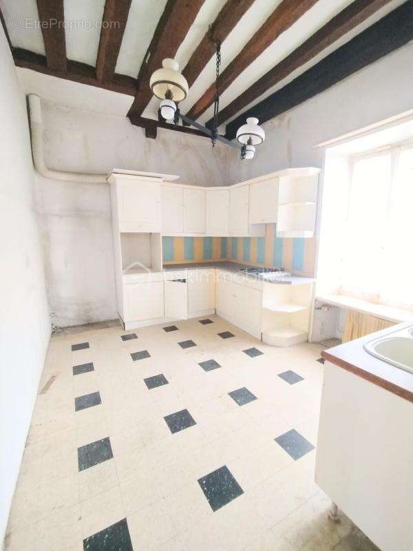 Maison à DAMMARIE-LES-LYS