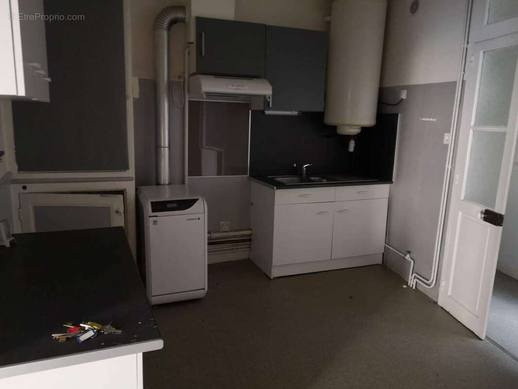 Appartement 80 m² à Tulle  - photo 37