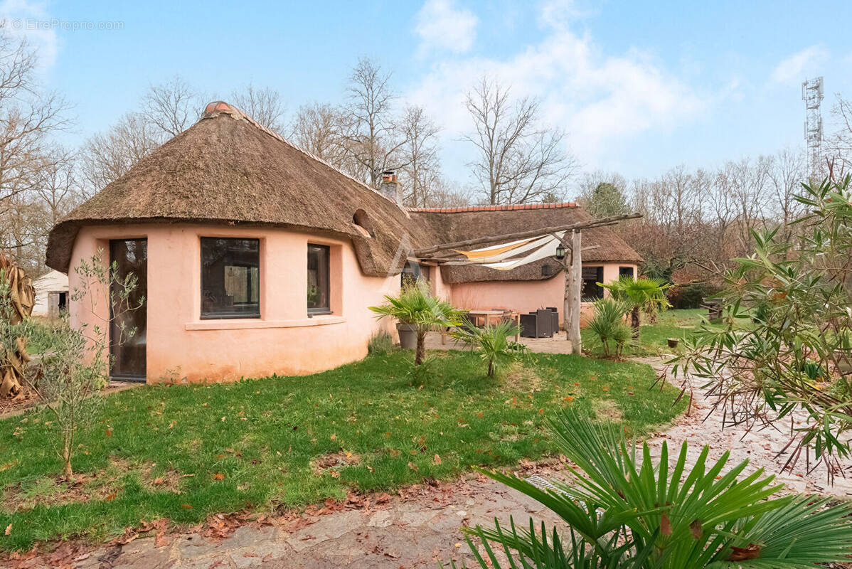 Maison à DOUE-LA-FONTAINE