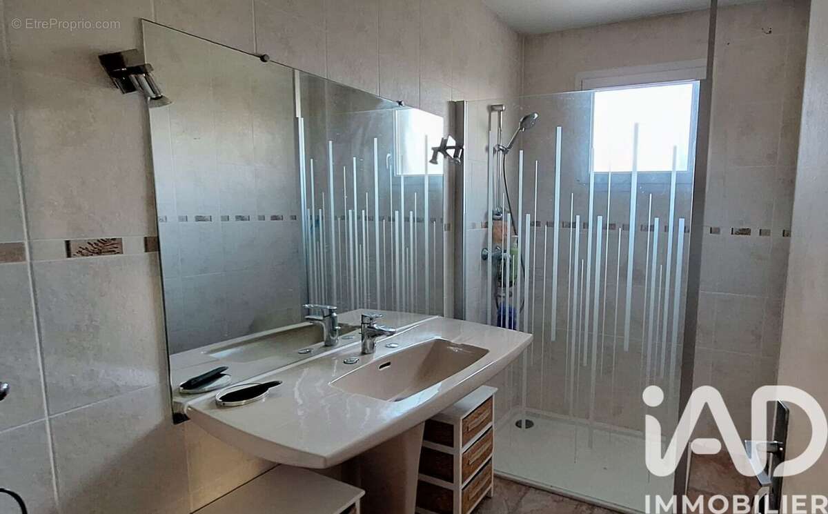 Photo 8 - Maison à COURCELLES-SUR-SEINE