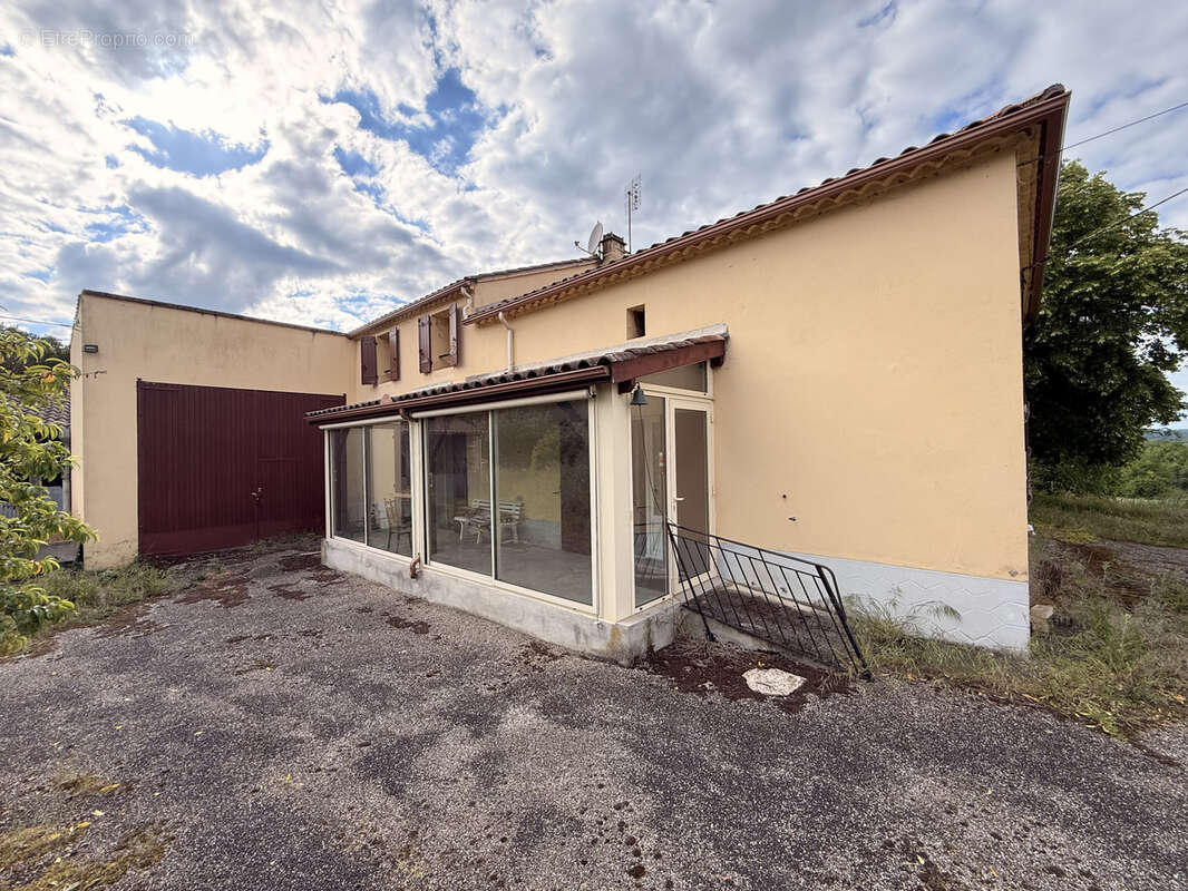 Maison à MONSEMPRON-LIBOS