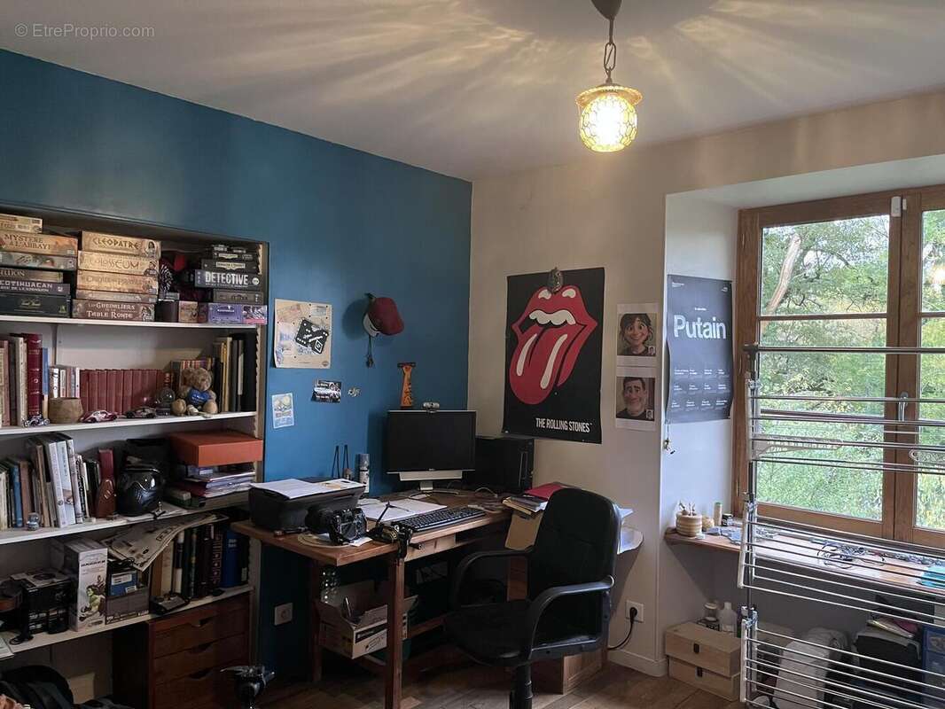 Chambre - Maison à LACAPELLE-MARIVAL