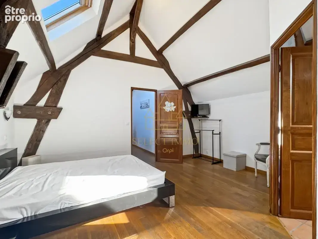 À moins d’1h de Paris – Propriété de charme de 480 m² dont dépendances : un fort potentiel pour un projet de gîte - photo 23