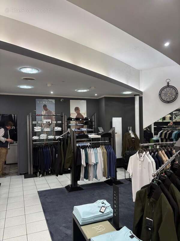 Photo 2 - Commerce à VITTEL