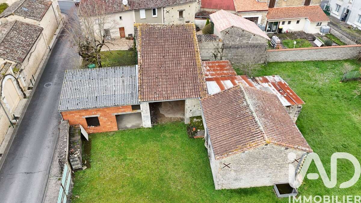 Maison 35 m² à Anais  - photo 2