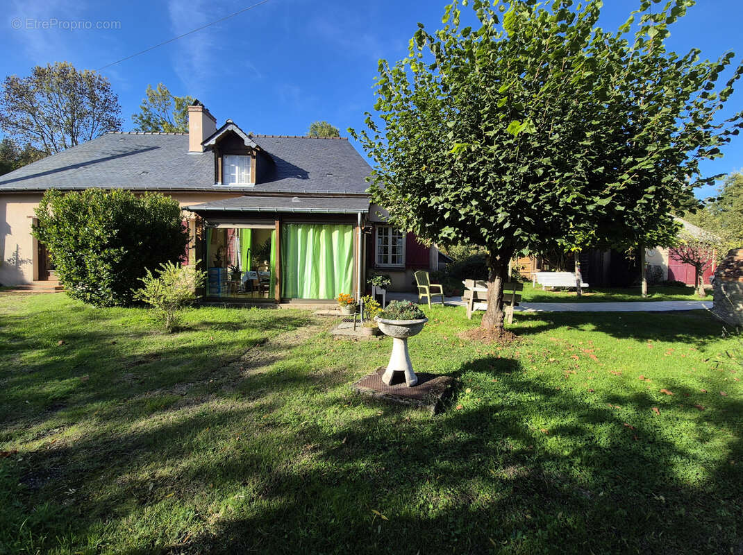 A vendre - maison de campagne en bon etat - secteur de parce sur sarthe - photo 2