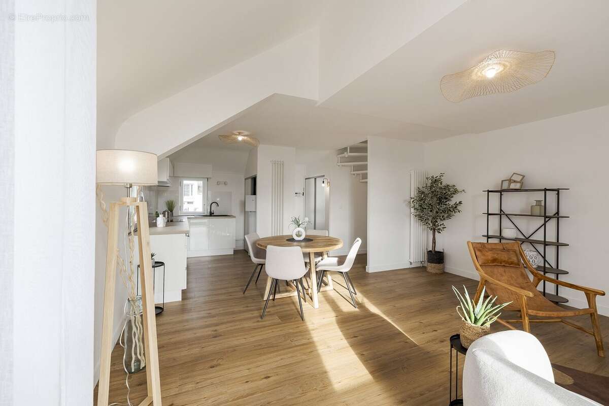 Appartement à LA CHAPELLE-SUR-ERDRE
