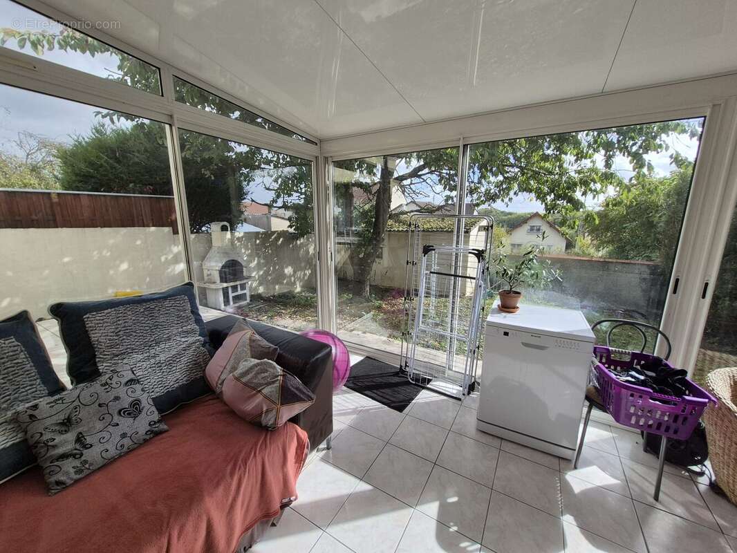 Maison à GOUSSAINVILLE