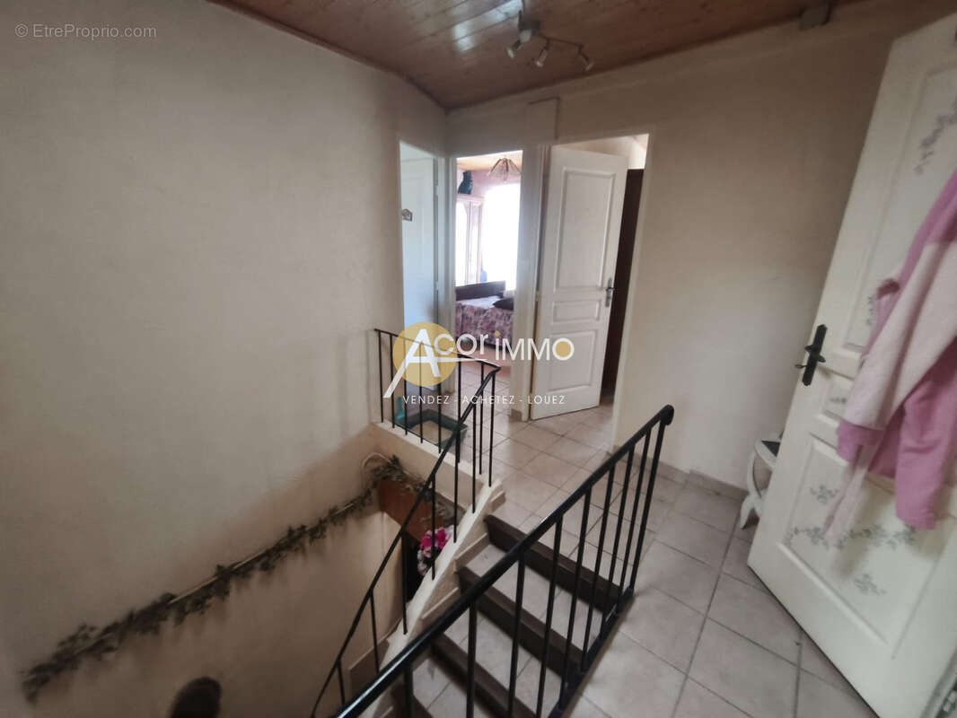 La seyne sur mer - maison t5 en viager occupé - photo 14