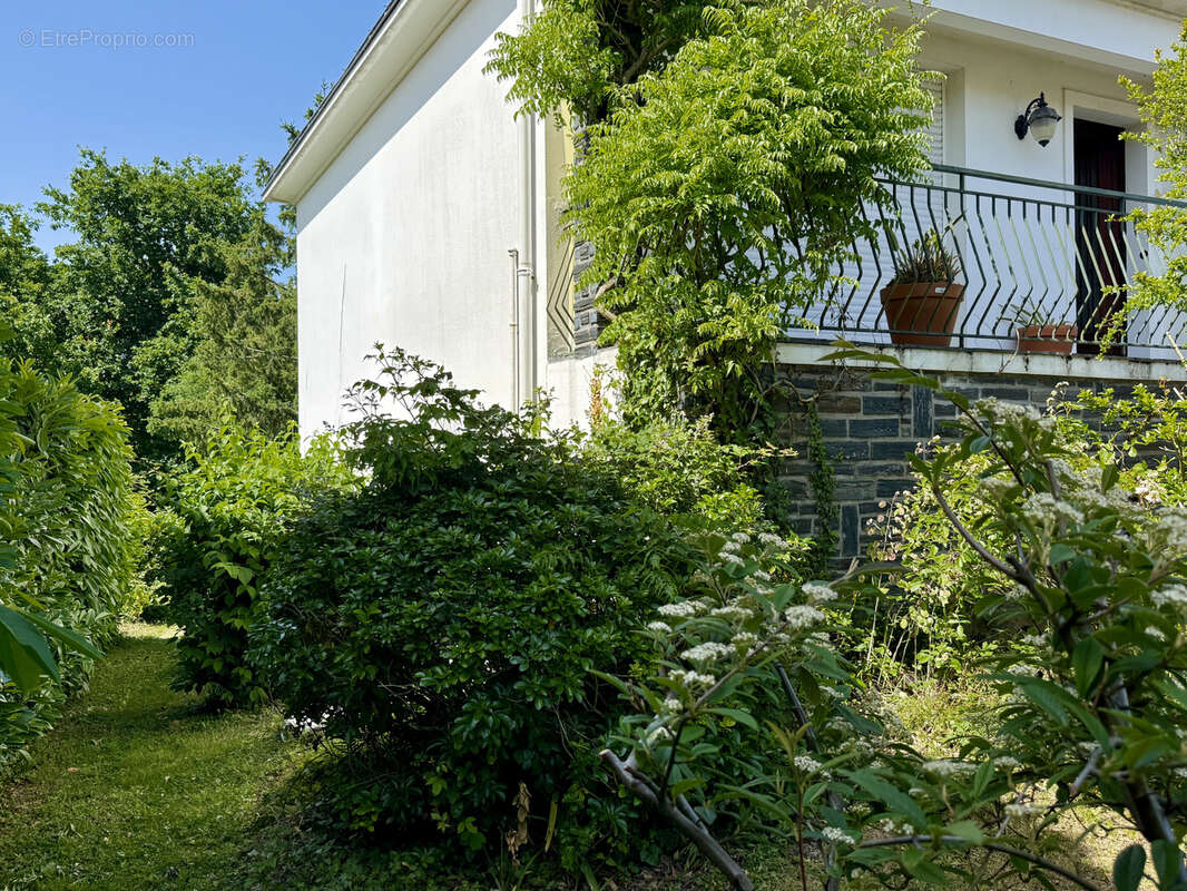 Maison à BOUGUENAIS