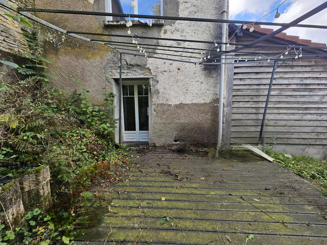 Maison à TREMOINS