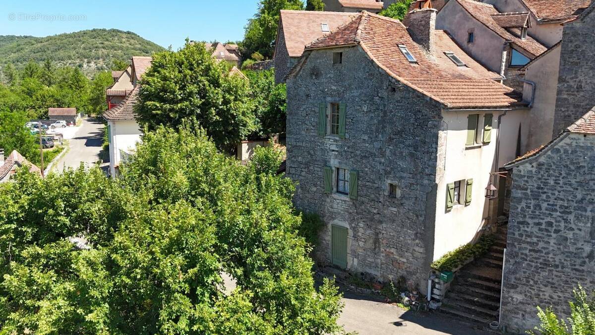 Maison à CALVIGNAC