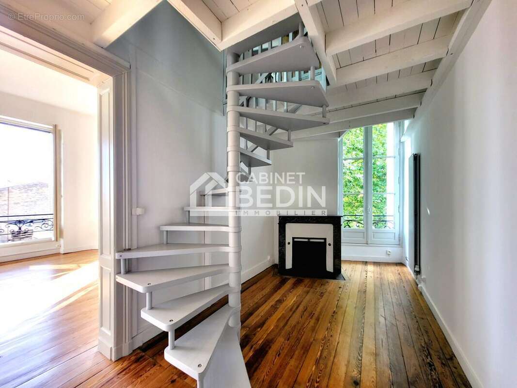 Appartement à BORDEAUX