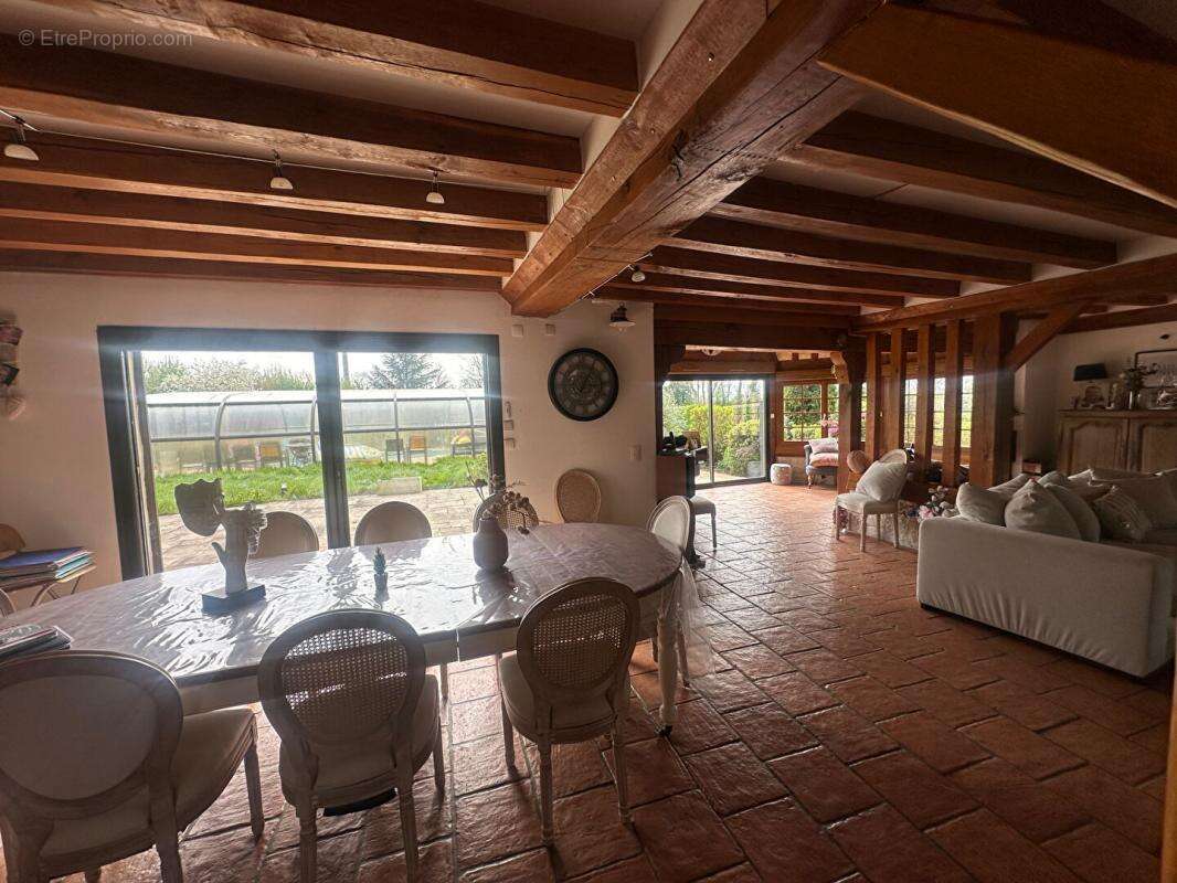 Maison à PONT-L&#039;EVEQUE