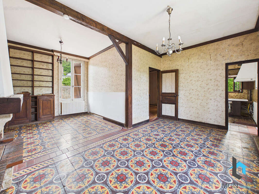 Proche nogent le roi - maison ancienne - photo 13