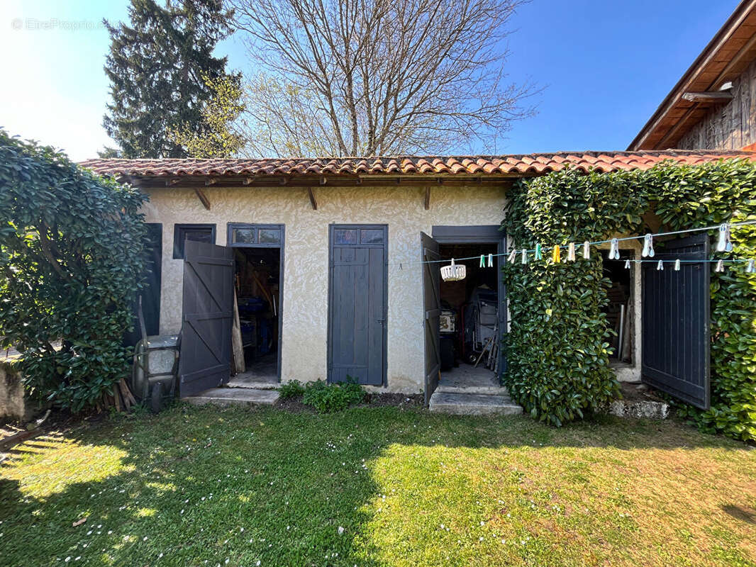Maison à MONPAZIER