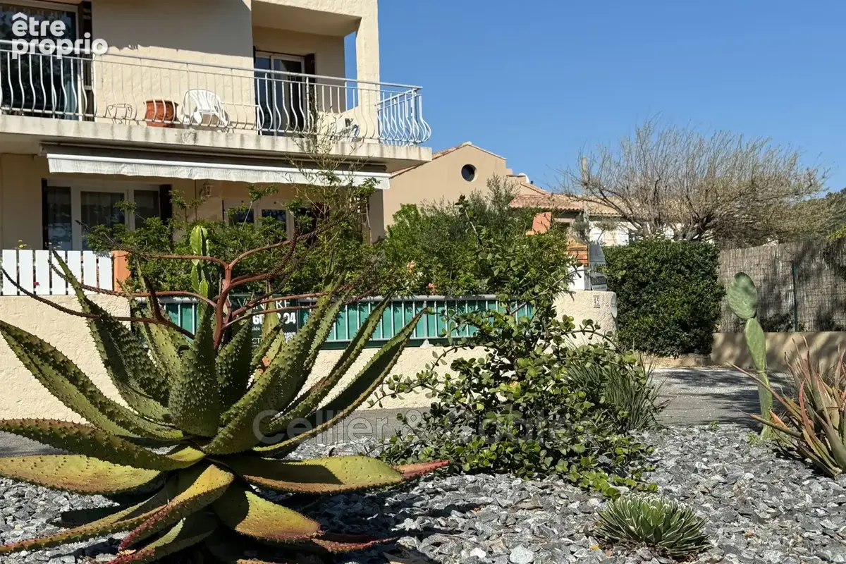 Appartement à BORMES-LES-MIMOSAS