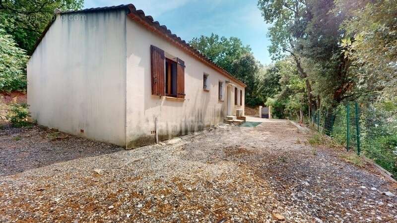 Maison à vendre 4 pièces  (83) - photo 24