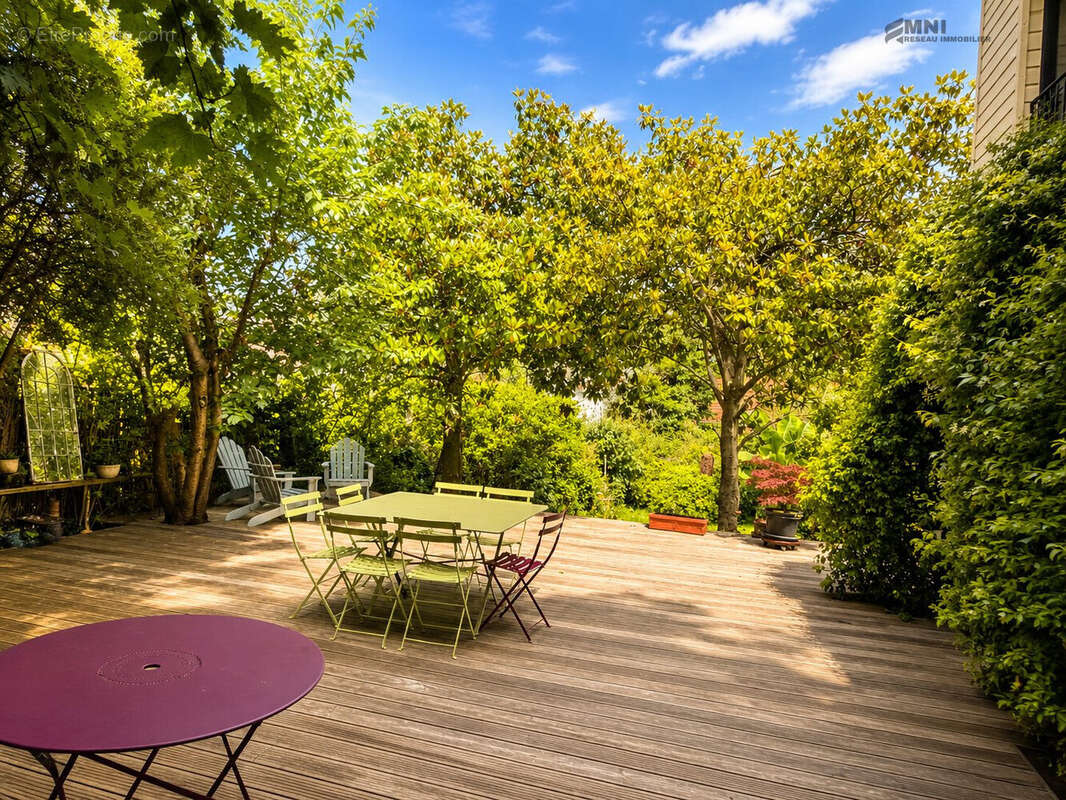 Maison 288 m² à Le Kremlin-Bicetre  - photo 3