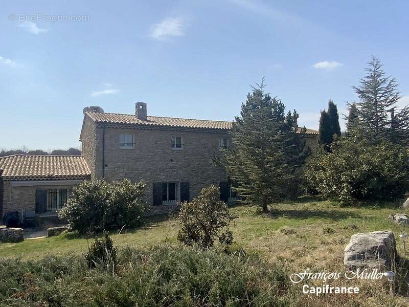 Propriété Gîtes et chambres d'hôtes 20 hA - 550 m2 à Banon - photo 27