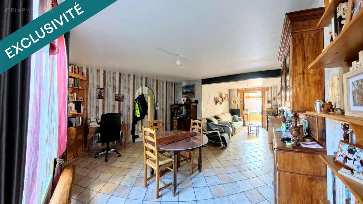 Photo 3 - Maison à HOMBLIERES