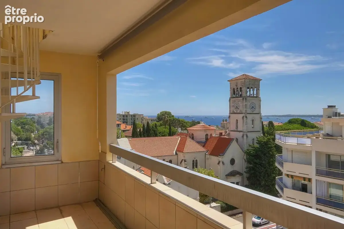 Cannes - dernier étage toit terrasse - vue mer - photo 6