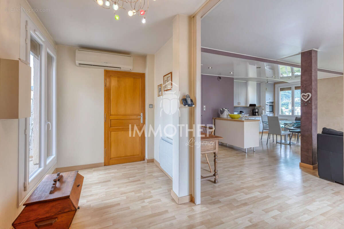 Appartement à VOIRON