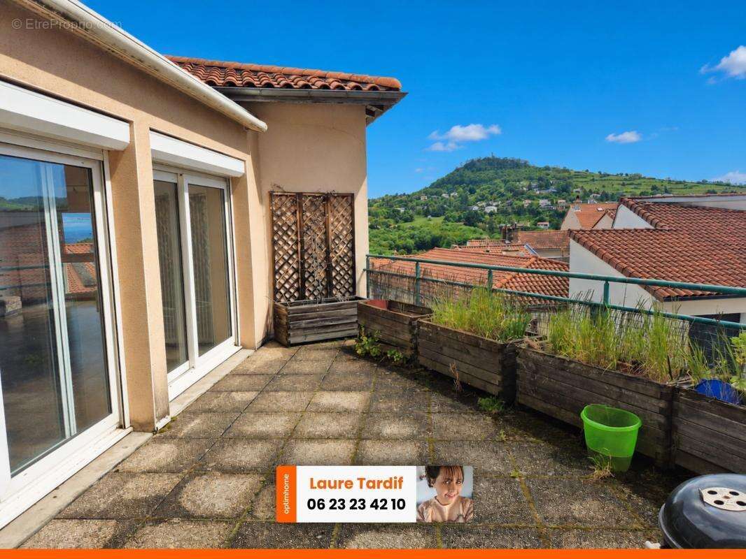 Superbe appartement familial de 169 m² – Ceyrat – Terrasse exceptionnelle et vue imprenable sur Fontimbert - photo 3
