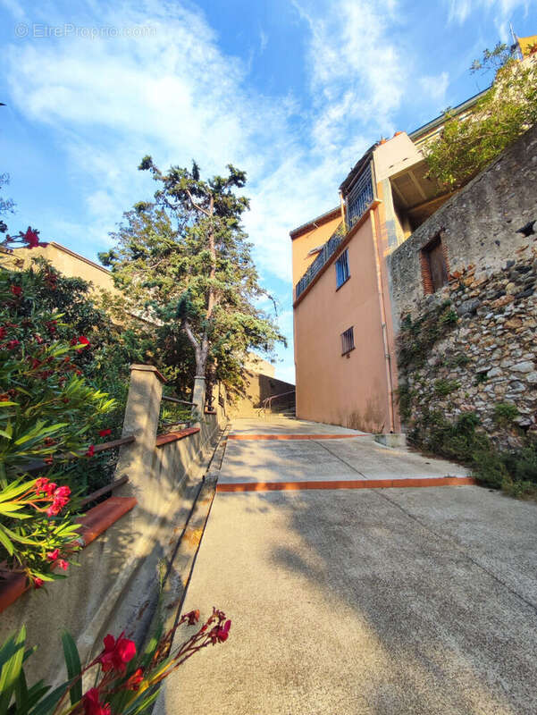 Maison à LATOUR-DE-FRANCE