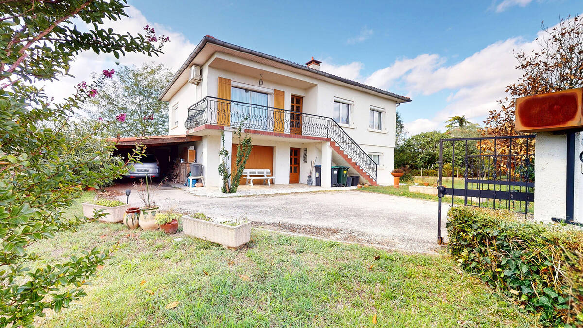 Maison à LA SALVETAT-SAINT-GILLES