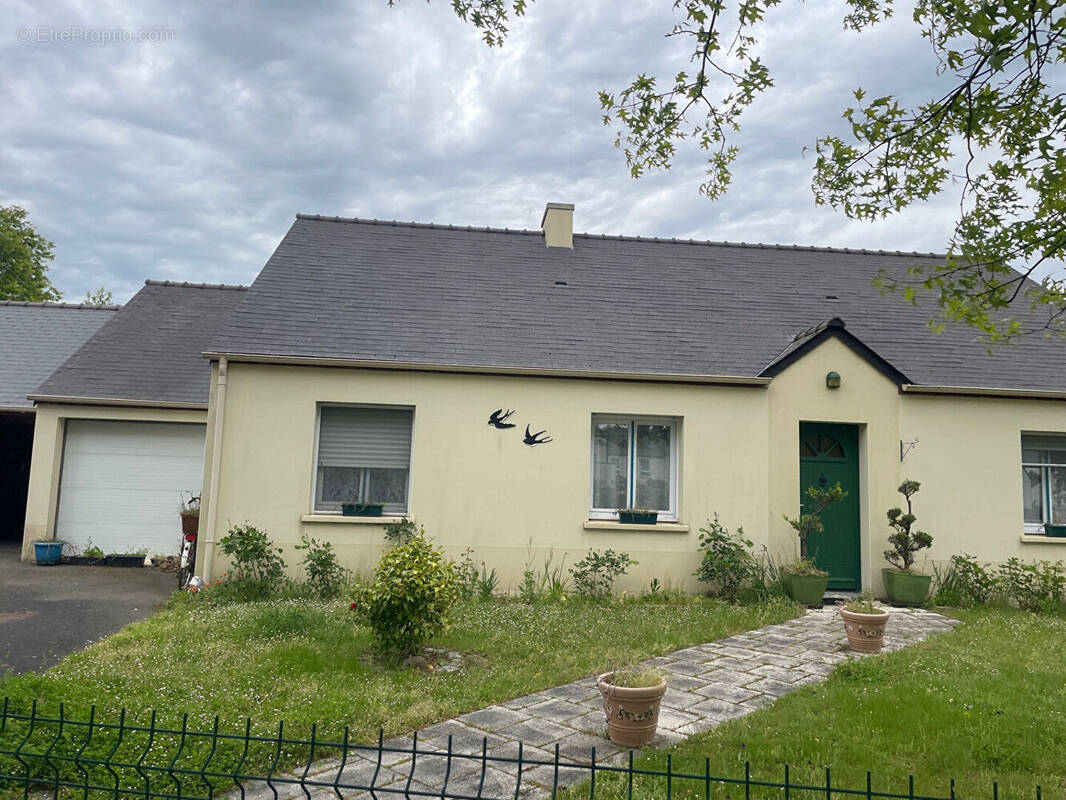 Maison à SAINT-MARS-DU-DESERT