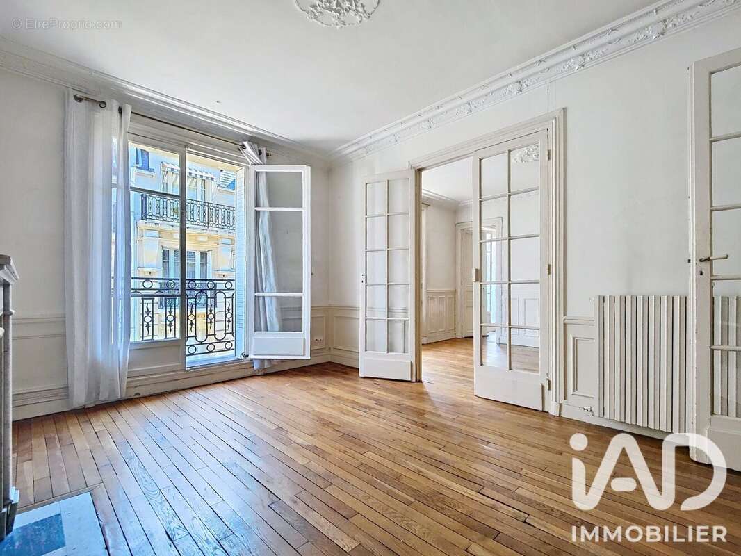 Photo 3 - Appartement à NEUILLY-SUR-SEINE