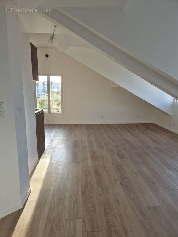 Appartement à ASNIERES-SUR-SEINE