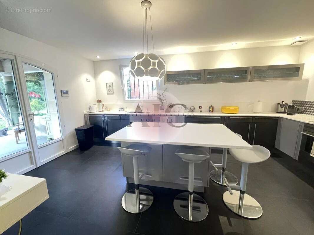 Maison à MONTAUROUX