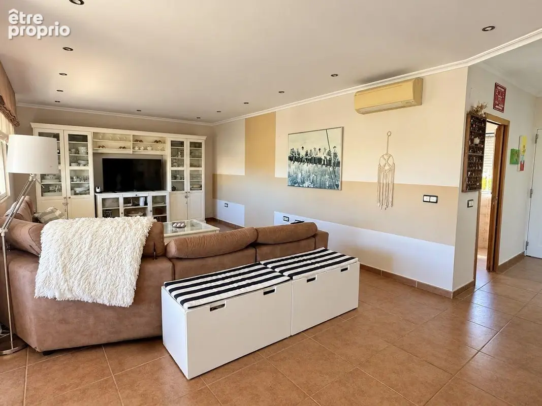 Maison  8 pièces - Piscine - Terrain 486 m2 - La Nucia - photo 4