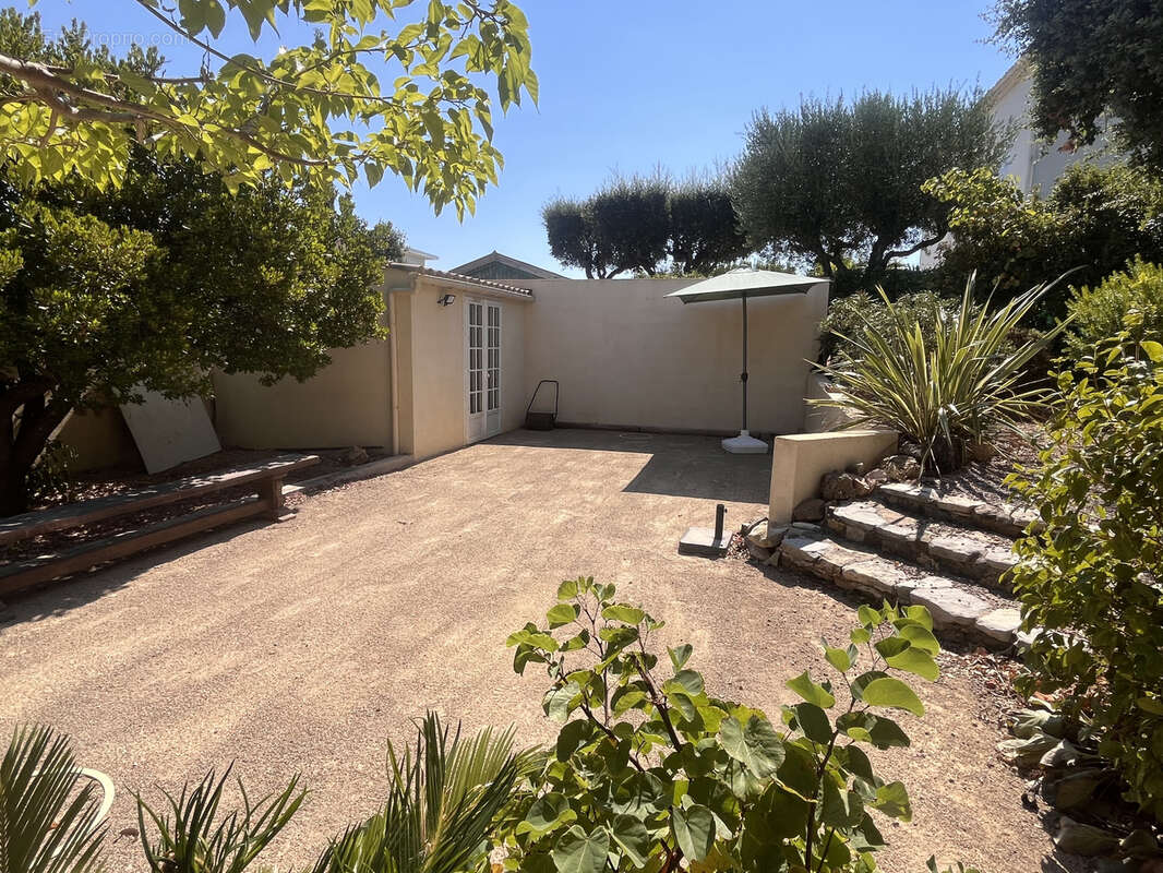 Maison à FREJUS