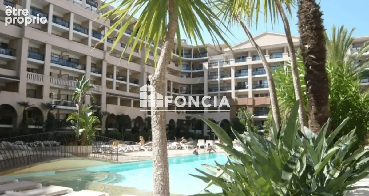 Cannes la bocca centre aux pieds des commodités et plages du midi dans residence avec piscine beau 2 pieces  terrasse piscines - photo 2